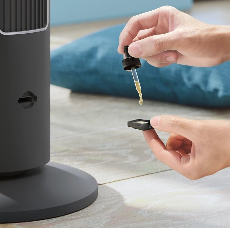 Taghareed Philips 5000 Series Tower Fan CX5535/11 with aroma diffuser feature being used.