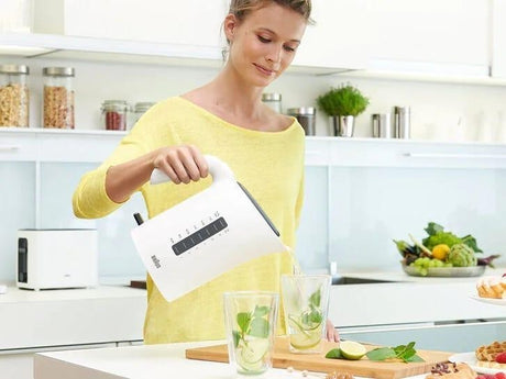 Braun PurEase Electric Kettle - WK3000 White by Braun