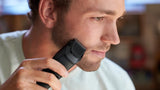 Taghareed black Philips Beardtrimmer Series 3000 BT3208/13 with Lift & Trim technology and 10 length settings.