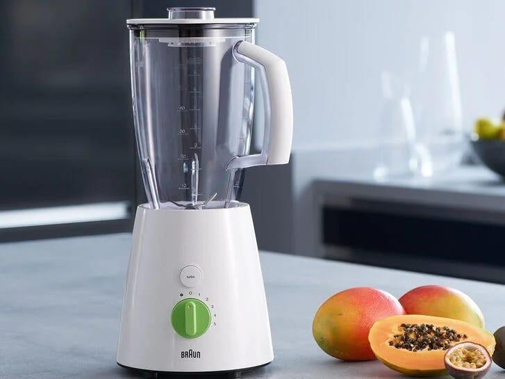 Taghareed Braun TributeCollection white jug blender with green dial, 800W, BPA-free plastic jug, 5 speeds + turbo.