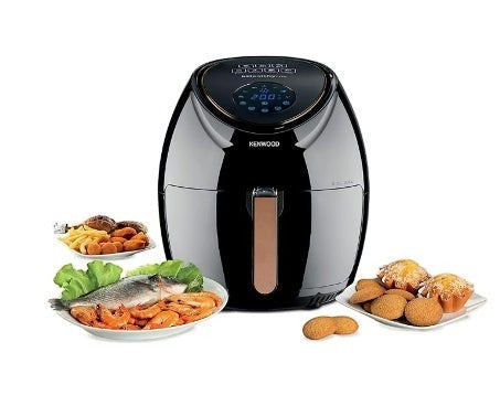 Taghareed Kenwood 5.5L black digital air fryer with touch screen, 1800W, cooking fish, shrimp, fries, and muffins.