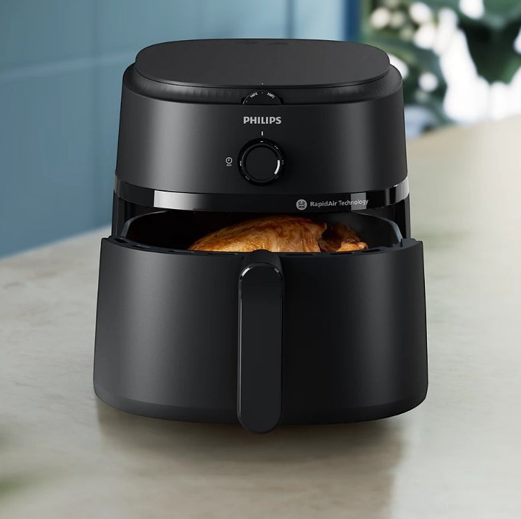 Taghareed Philips Airfryer 1000 Series NA130/09, black, 6.2L capacity, Rapid Air Technology for crispy food with less oil.