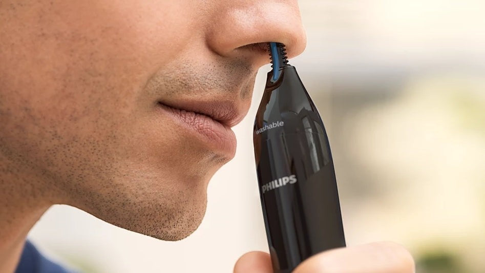 Taghareed Philips Series 1000 nose trimmer with PrecisionTrim technology and Protective Guard, black, washable.